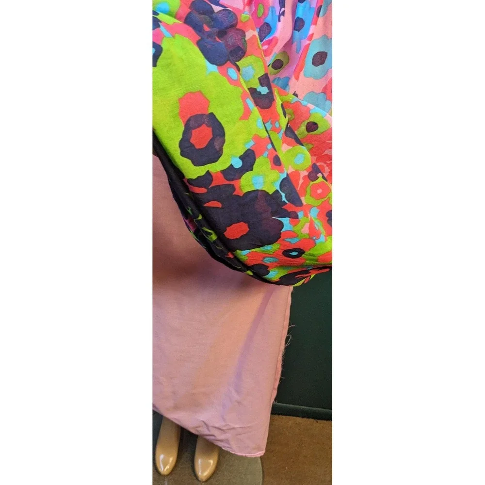 N/A vibrant floral